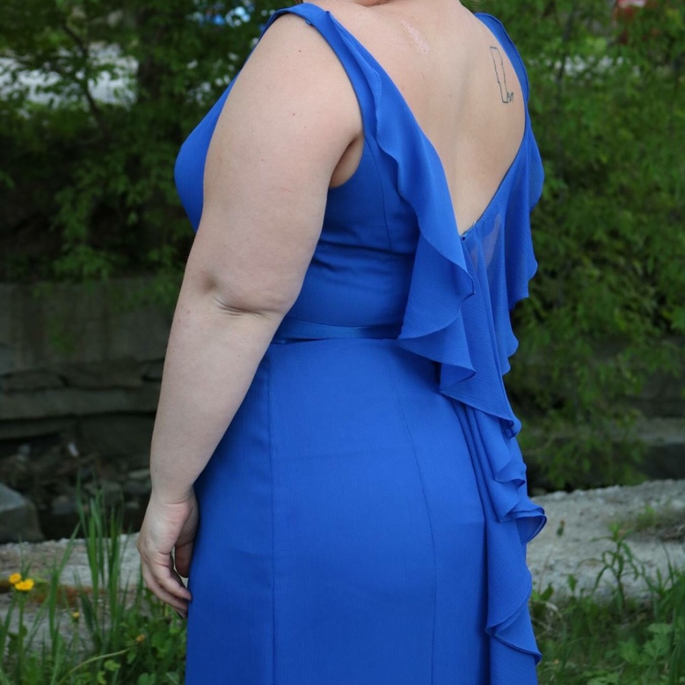 Long blue dress